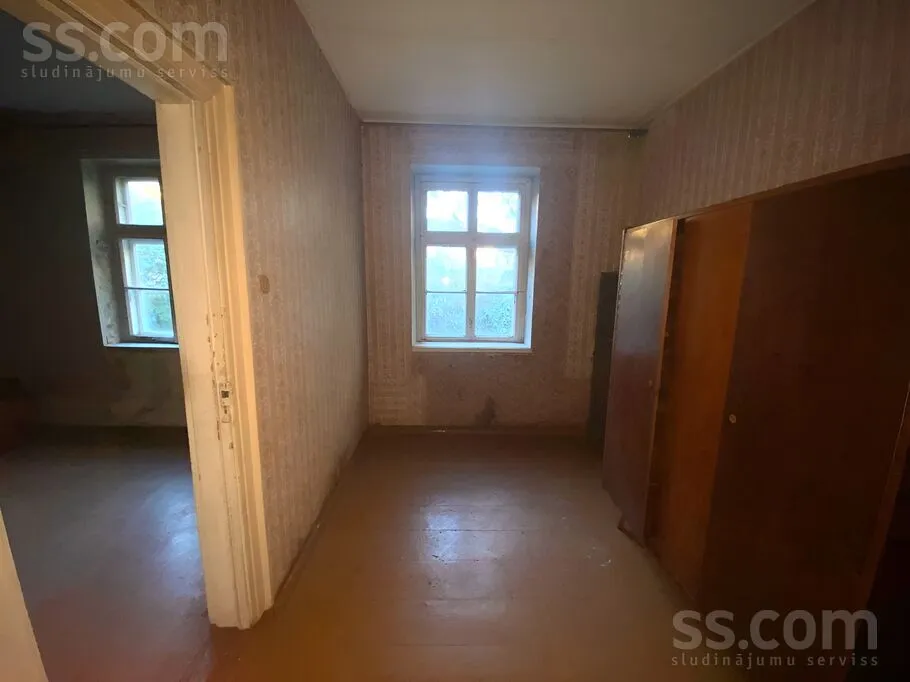 2-toaline maja asukohas Talsi un raj.