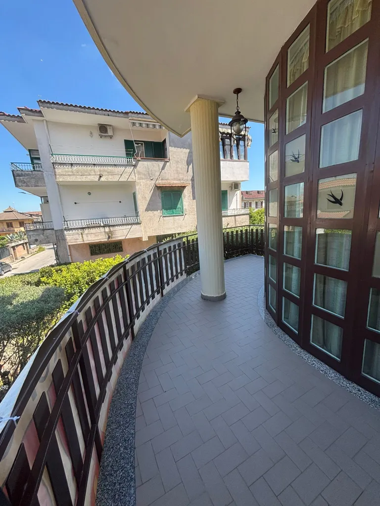 Balcon - Villa with Terrace in Melito di Napoli