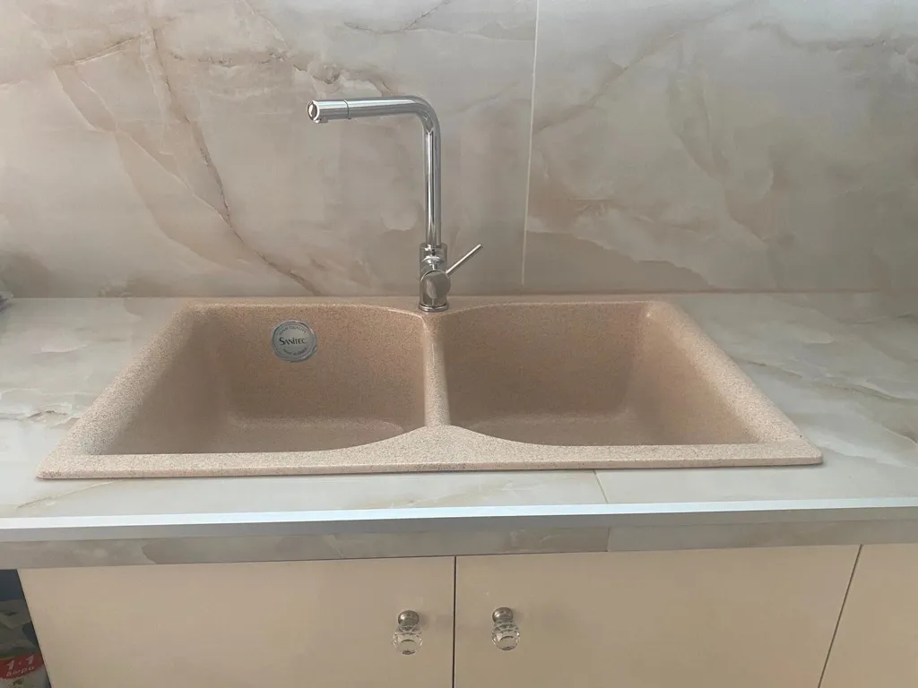 Cuisine - Flat with Panoramic View in Keratsini, Athens