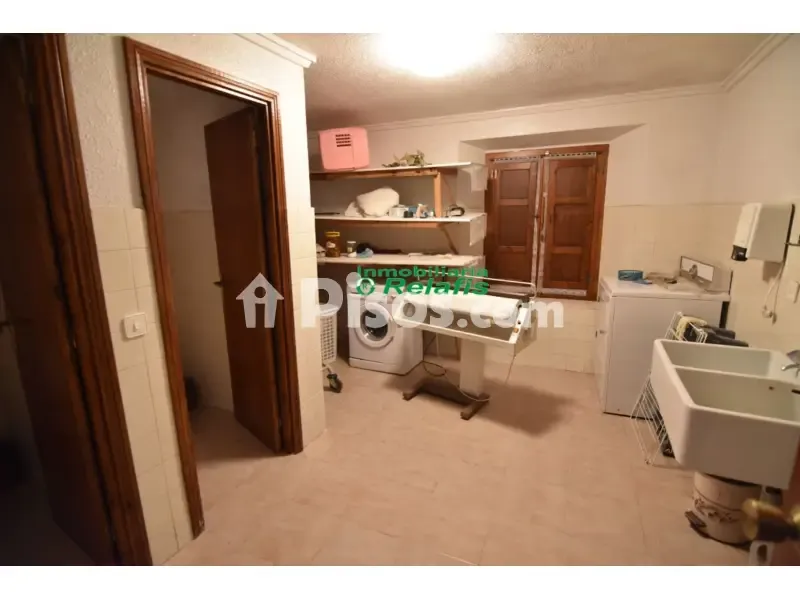 Lavanderia - Rustic Farm with Thermal Springs in Fuenteguinaldo