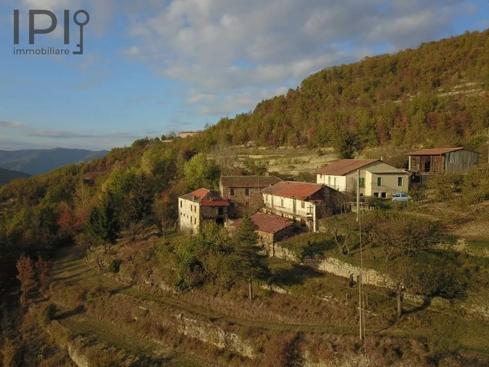 Õhuvaade - Traditional Langhe Rustico with Panoramic Terrace in Cortemilia