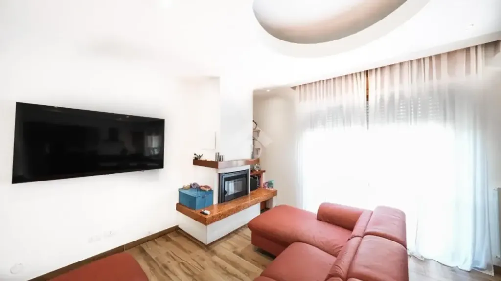 Séjour - Rustic Villa with Balcony in Verano Brianza