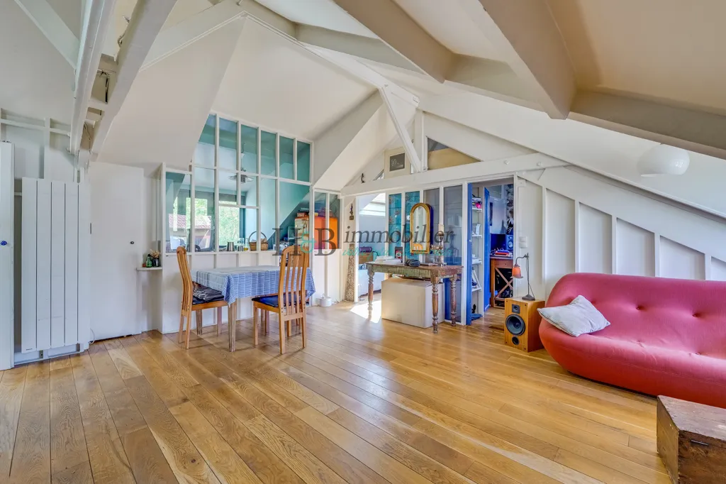 Appartement 4 pièces à Les Lilas