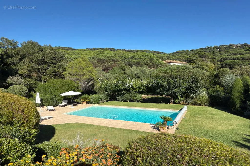 Piscine - Villa Provençale avec Piscine à La Croix-Valmer