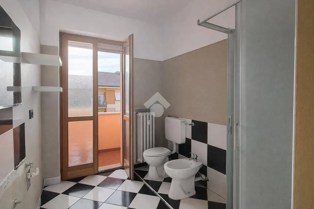 Salles de bain - Top-Floor Apartment with Balcony in Bra