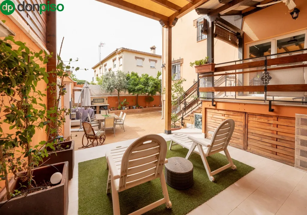 Terrasse - Pareded House with Garden in Jun