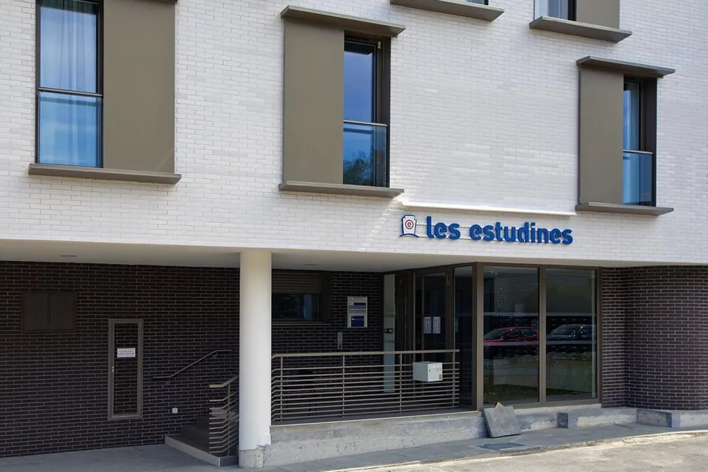 Extérieur - Studio Meublé dans Résidence Étudiante à Massy-Palaiseau