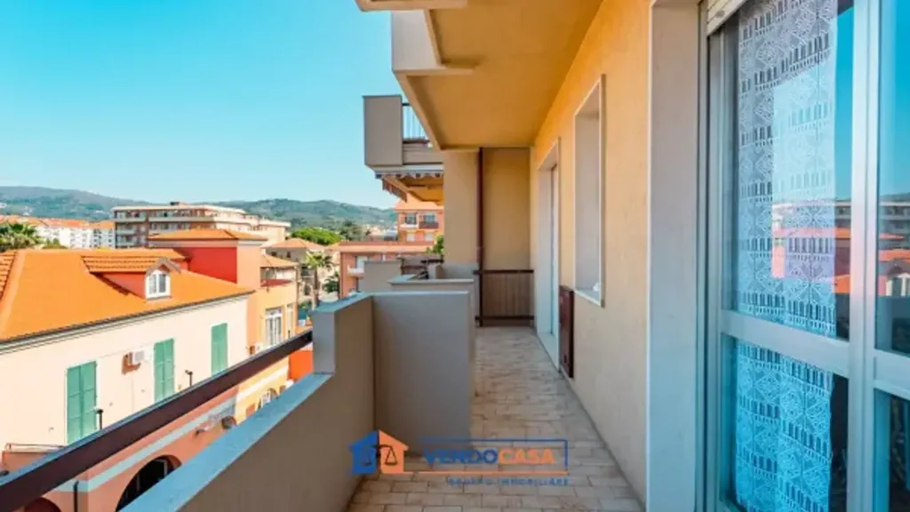 Balcon - Third-Floor Flat with Sea View in San Bartolomeo al Mare