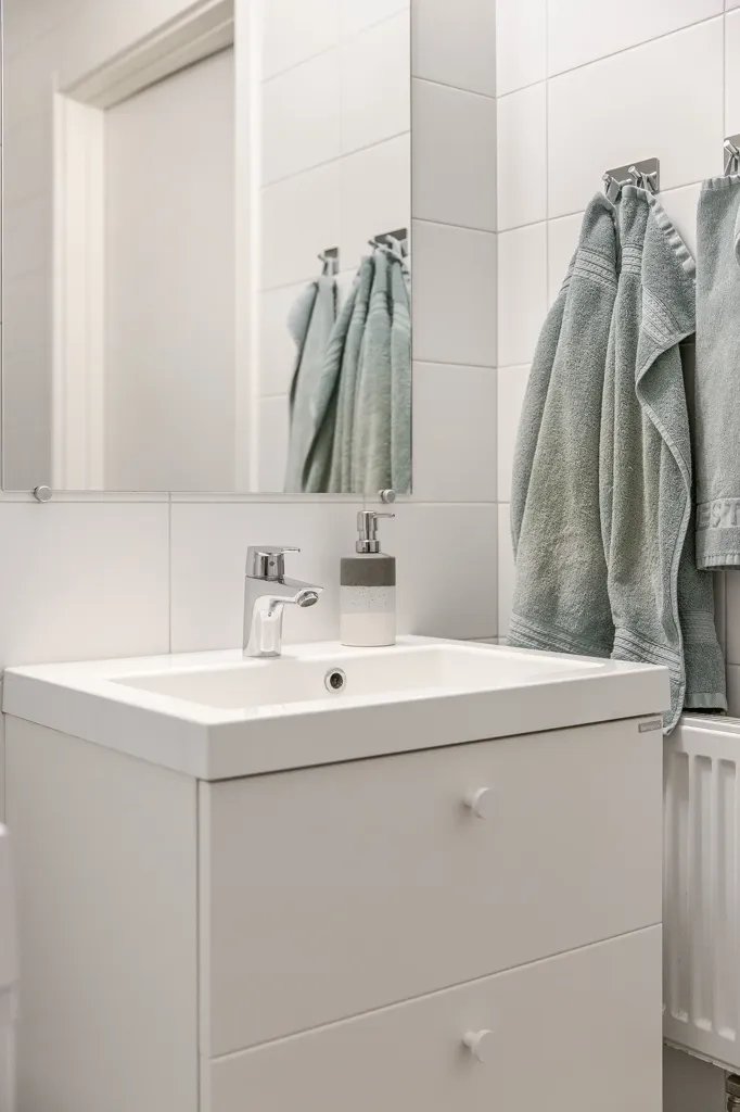 Salles de bain - Modern Flat with City Views in Linköping