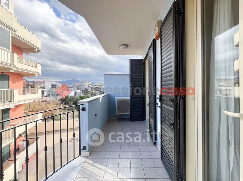 Balcon - Modern Seafront Apartment in Milazzo