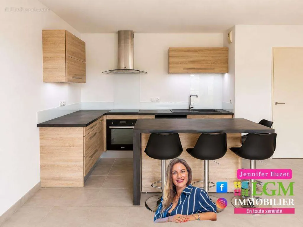 Köök - Contemporary Flat with Pool in Prestigious Residence