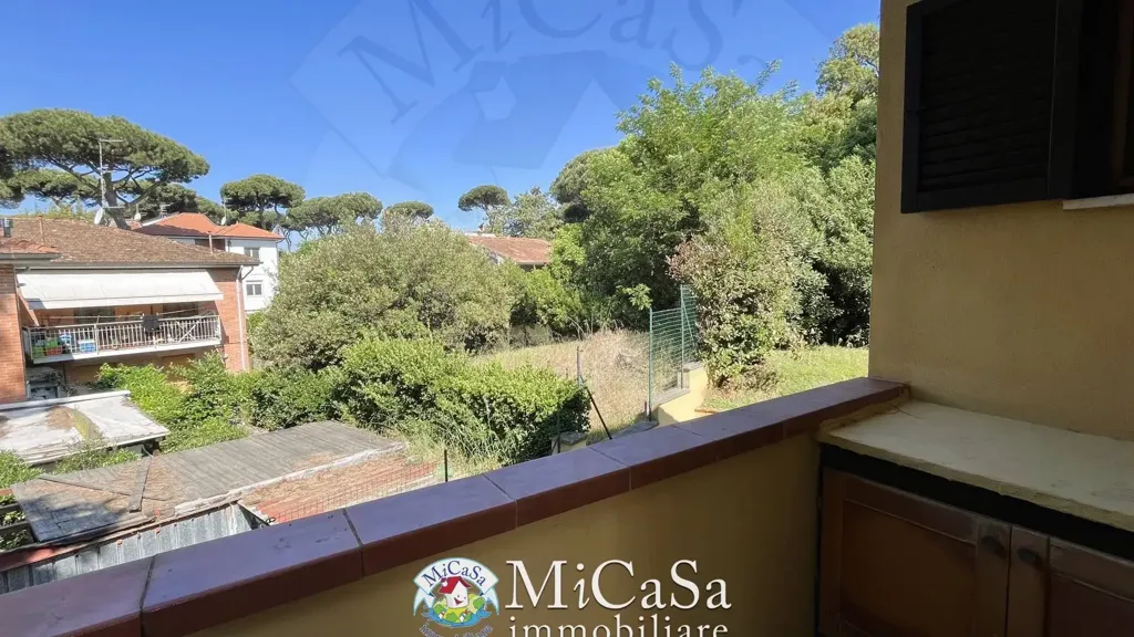 Rõdu - Twin-Occupancy Apartment with Terrace in Pisa