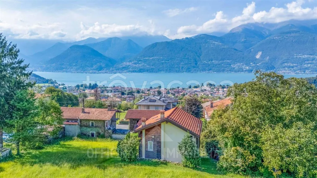Panoramic Villa with Lake View in Colico