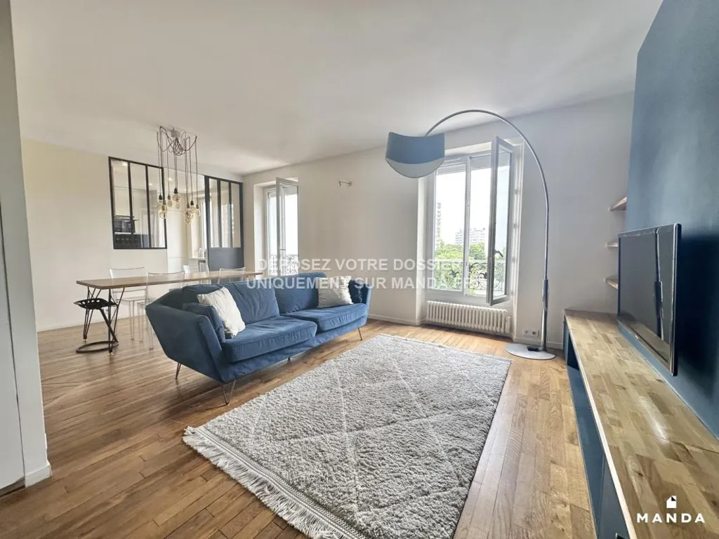 Living Room - Duplex Flat with Balcony in Ivry-sur-Seine