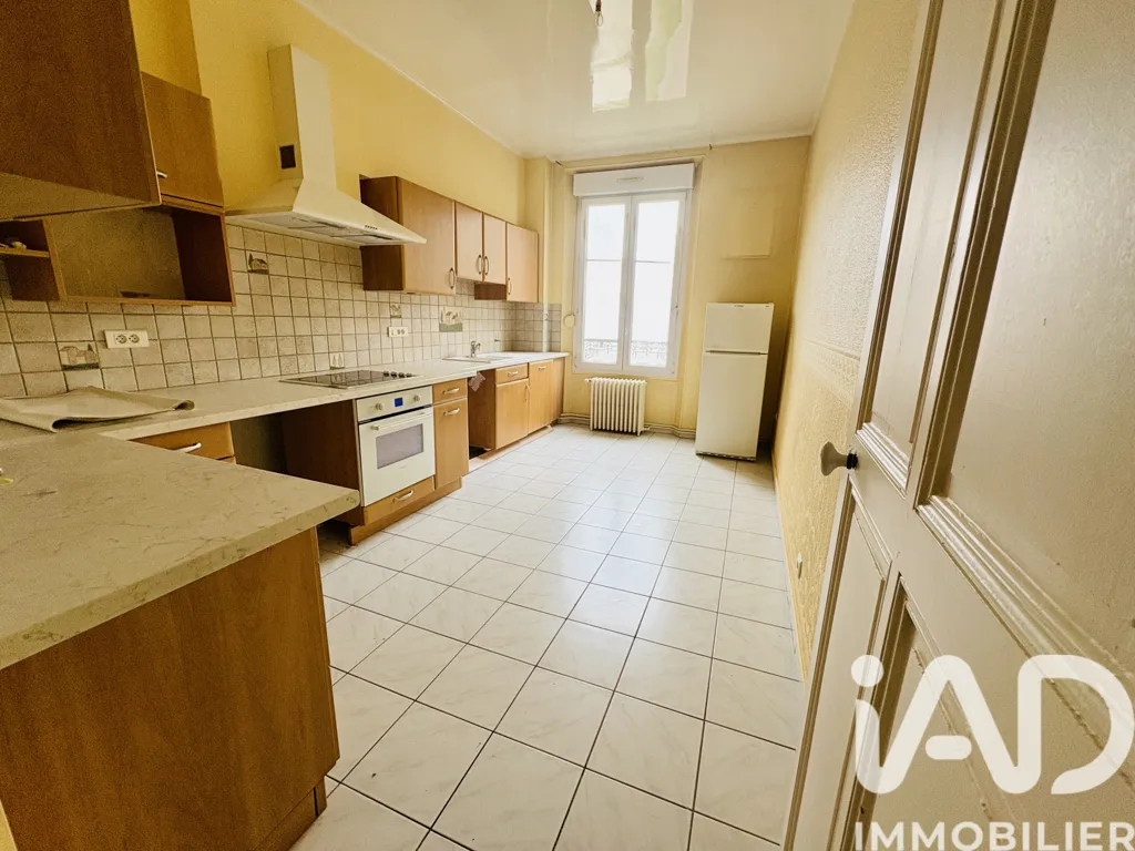 Köök - Haussmannian Flat near Centre, Châlons-en-Champagne