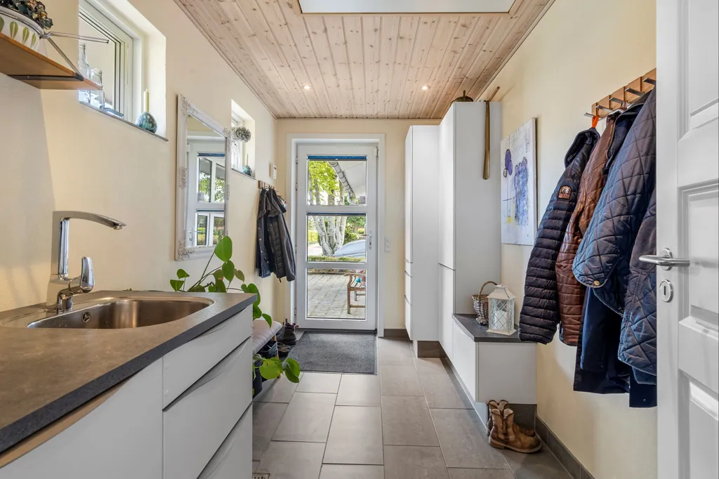 Utility Room - Detached Villa with Garden in Ringkøbing