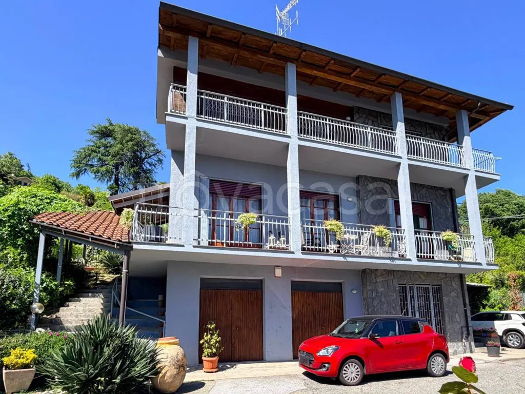 Esterno - Restored Villa with Garden in Bra