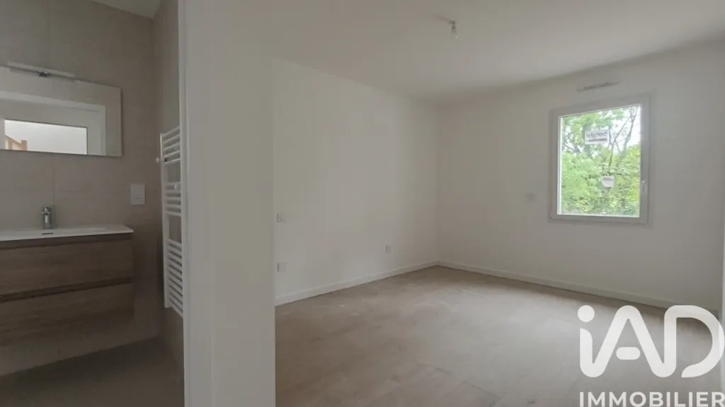 Chambres - Maison Contemporaine avec Terrasse à Couëron