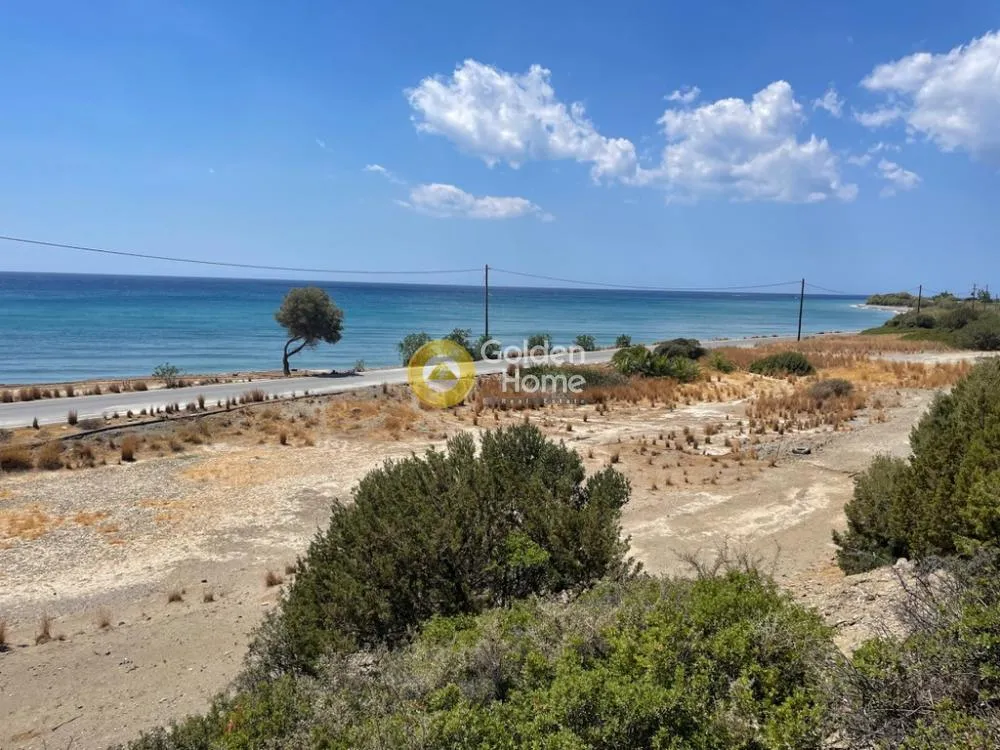Aed - Beachfront Plot with Sea View in Kastri