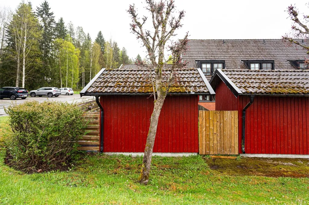 Välivaade - Corner Flat with Modern Finish in Kopparberg