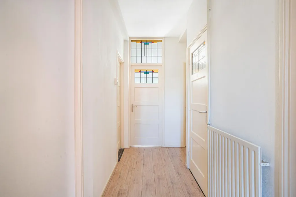 Entrée - Bright 3-Bedroom Penthouse in The Hague Centre