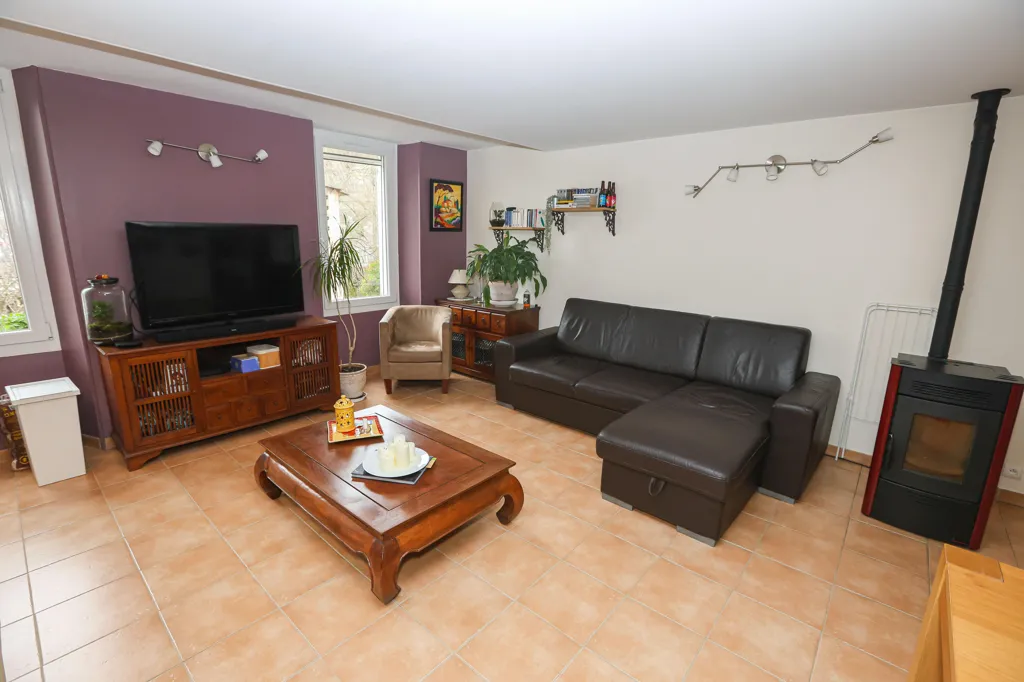 Elutuba - Duplex with Garden in Mazaugues Village