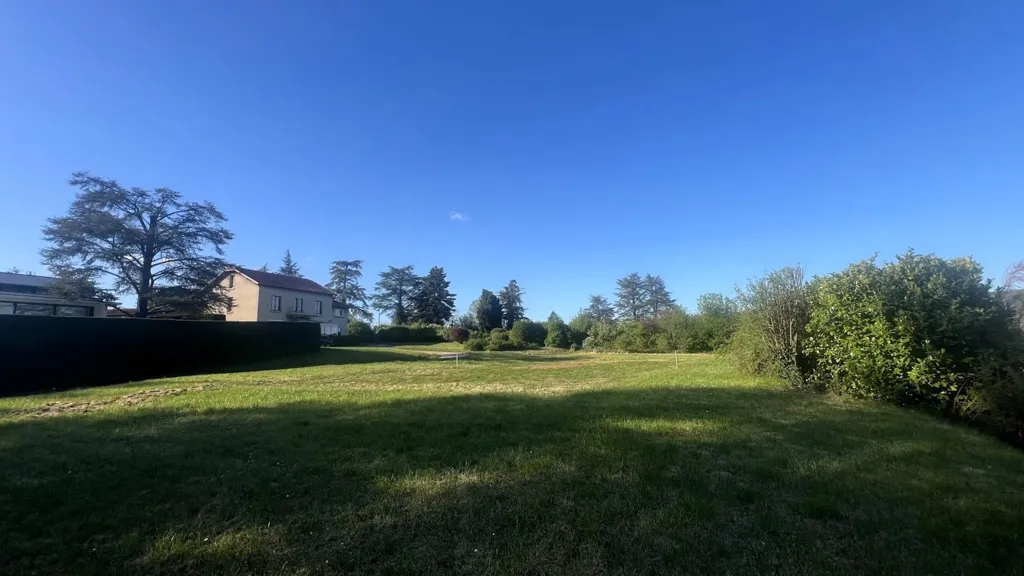 Aed - Bourgeois House with Garden in Dardilly