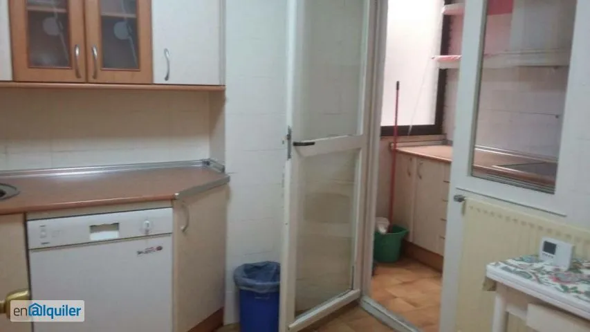 Cuisine - Student-Friendly Flat with Balcony in City Centre