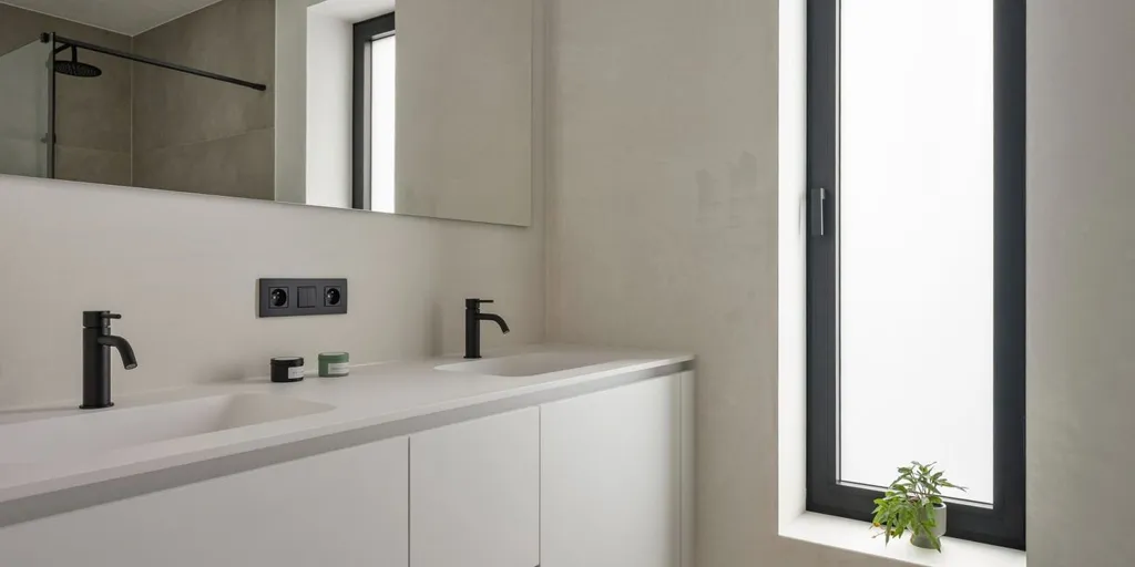 Salles de bain - Maison Neuve avec Terrasse et Jardin à Langemark
