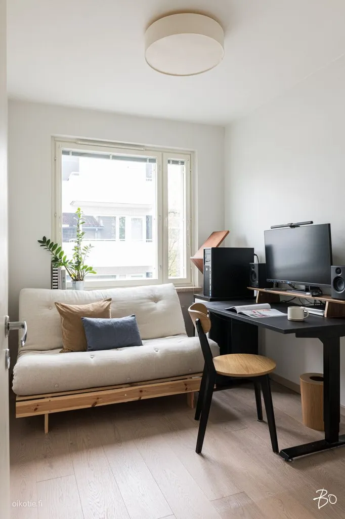 Bureau - End-Unit Apartment with Balcony in Armonkallio, Tampere