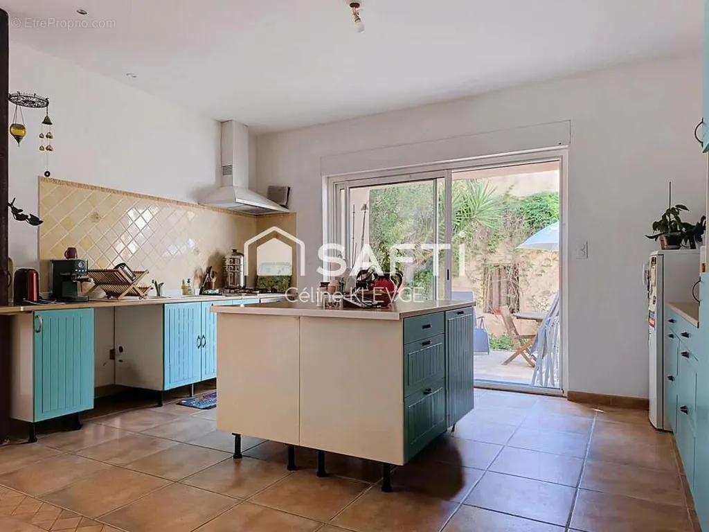 Köök - Charming Maison with Terraces in Montady
