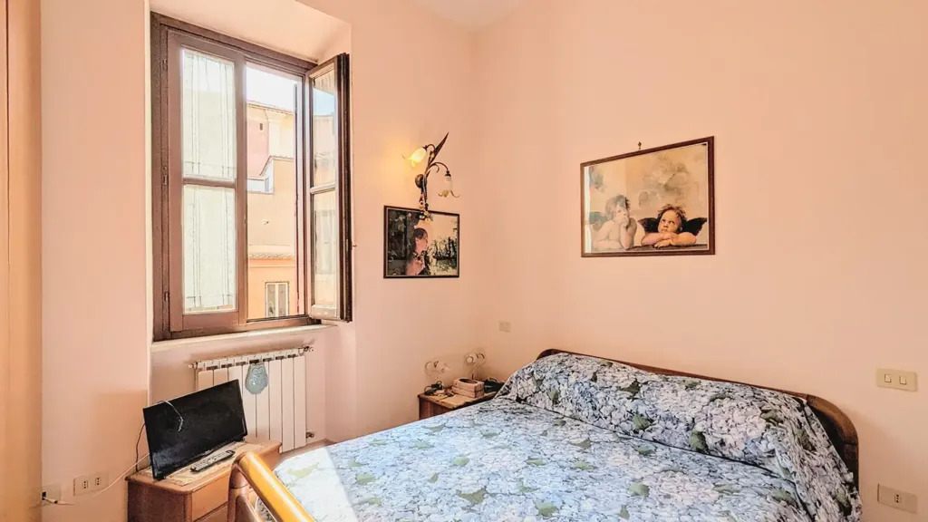 Chambres - Historic Trilocale in Nettuno's Medieval Quarter