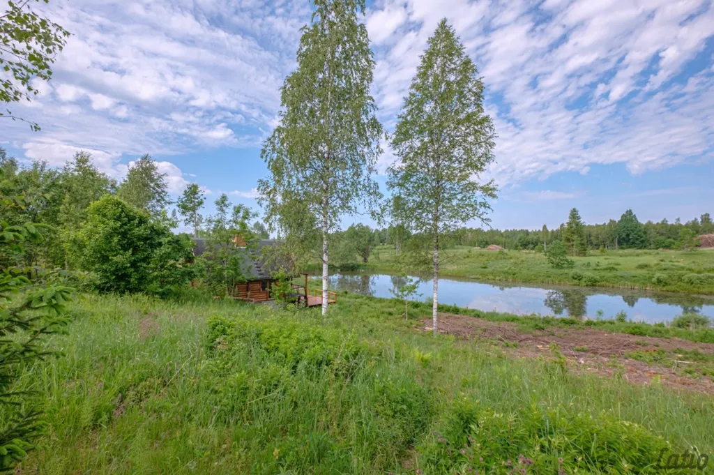 Jardin - Wooden Cottage with Lake View in Cēsis District