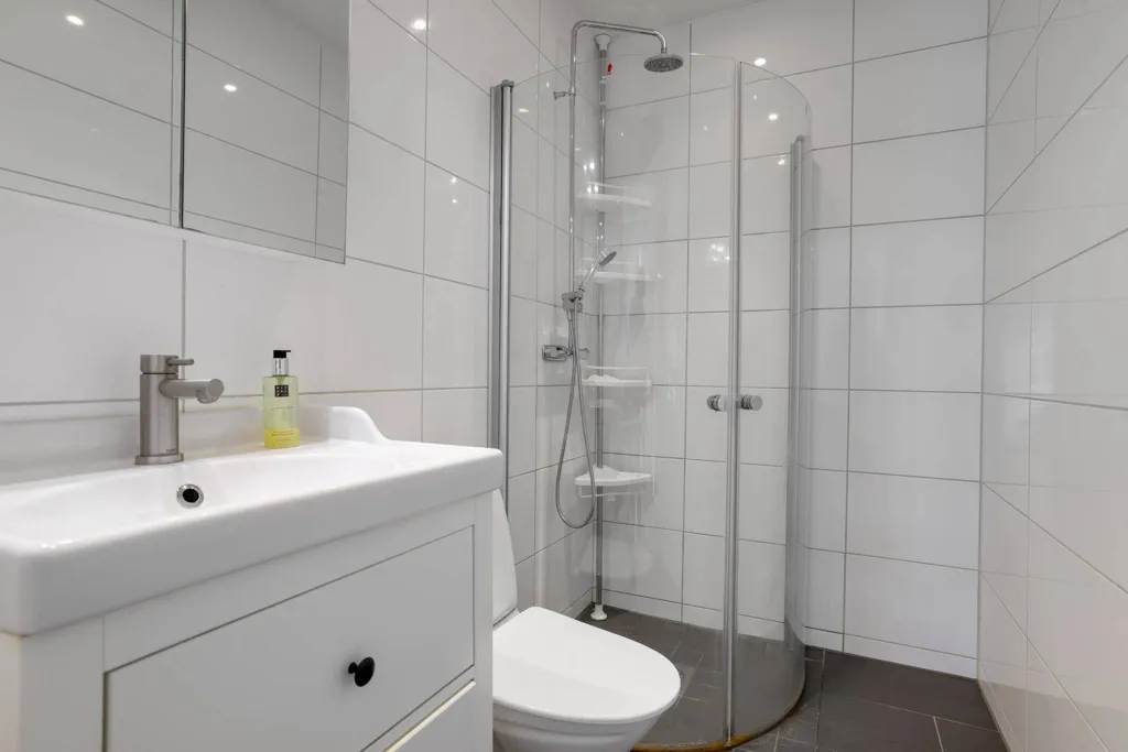 Vannitoad - Allmogestyle Villa with Pool in Yxstabacken