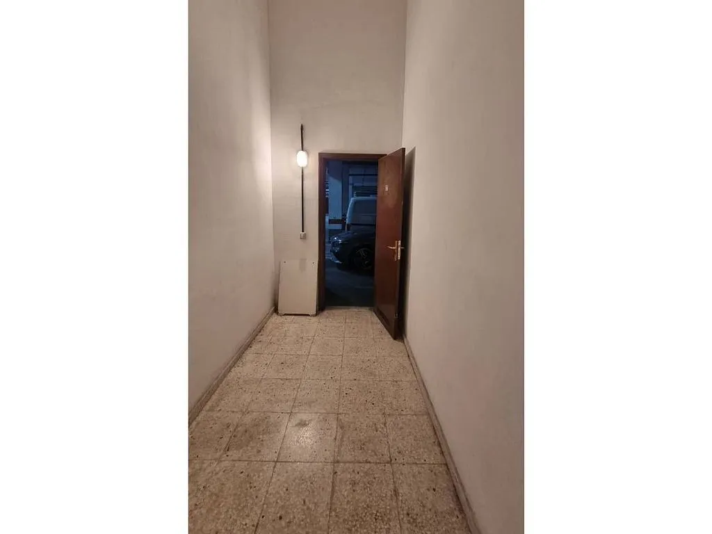 hallway_entrance