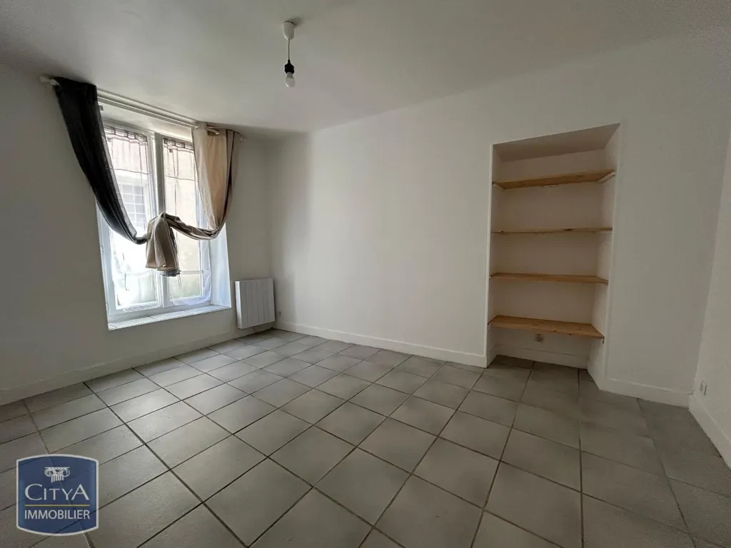 Pièces - Appartement 2 Pièces avec Garage à Sonchamp