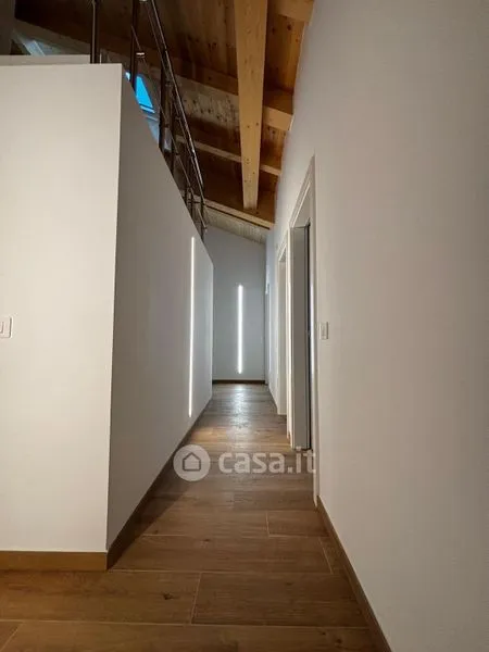Esik - Student Apartment with Terrace in Trento