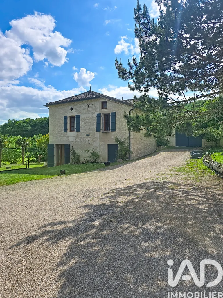 Välivaade - Luxury Villa with Pool in Bagat-en-Quercy