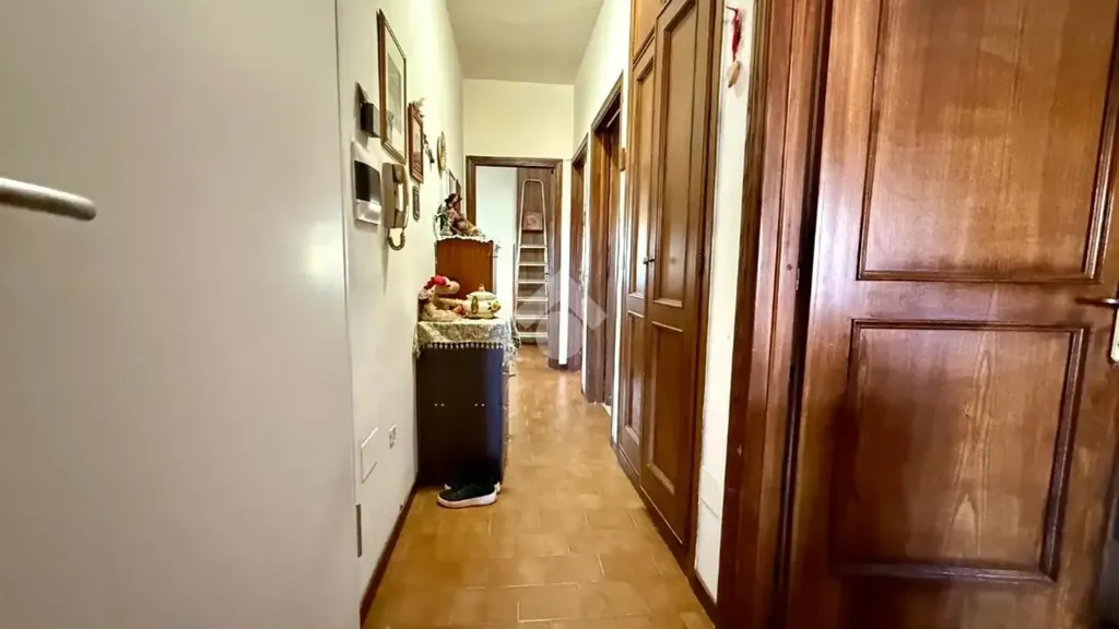 Esik - First Floor Flat with Terraces in Padule, Gubbio