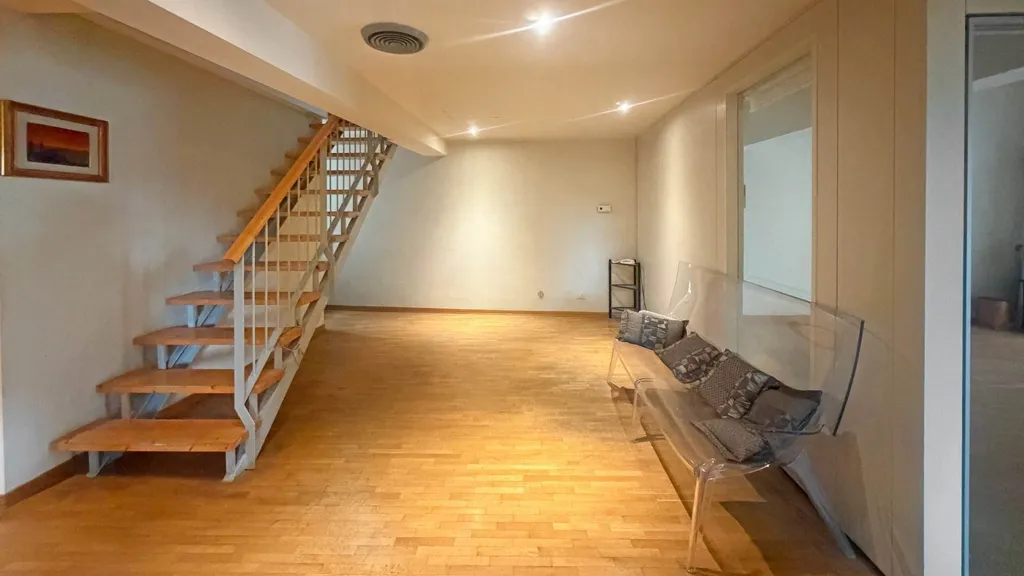 Rooms - Historic Apartment with Tower View in Siena