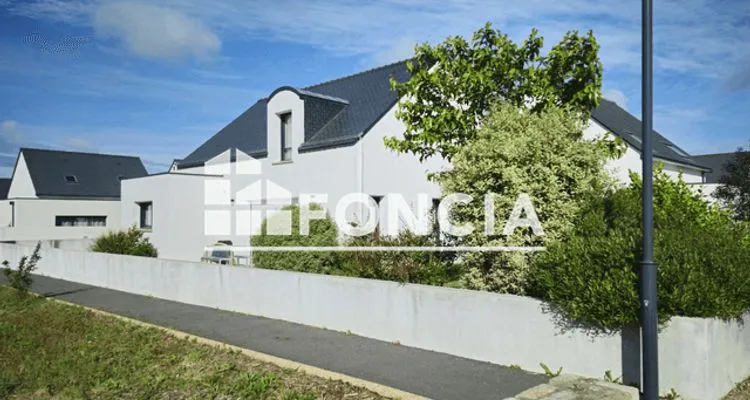 Välivaade - Contemporary House with Garage in Crach