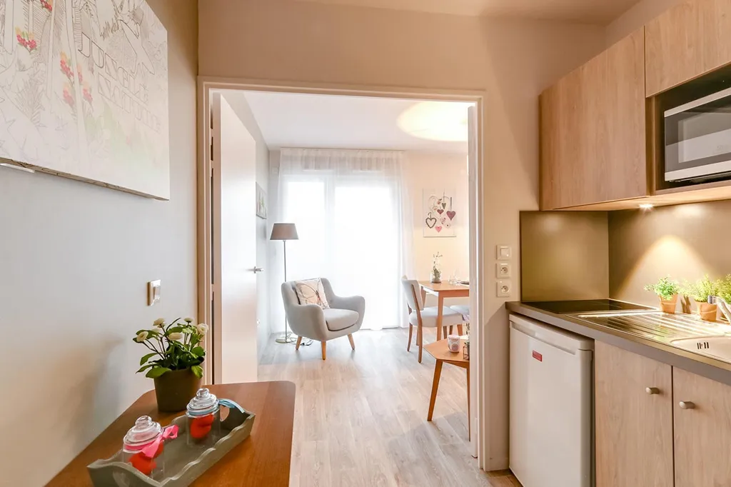 Cuisine - Appartement T2 Meublé en Résidence Senior au Mans