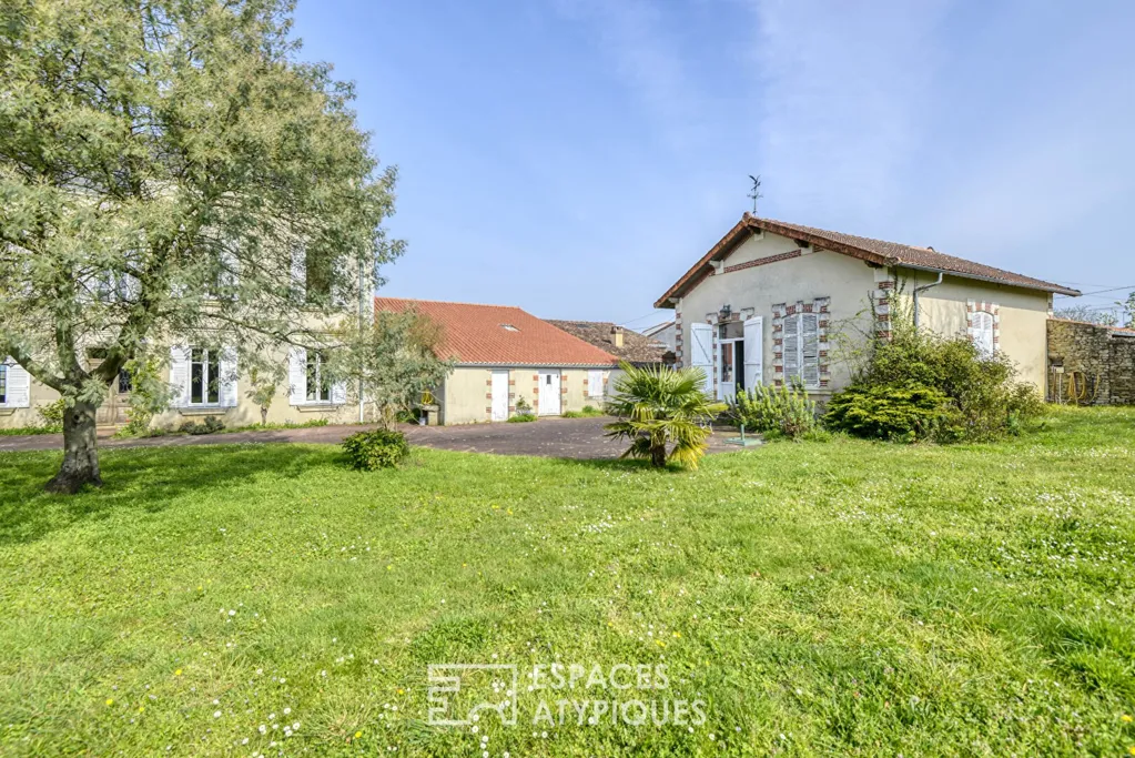 Garden - Château with Vineyard Views near Nantes