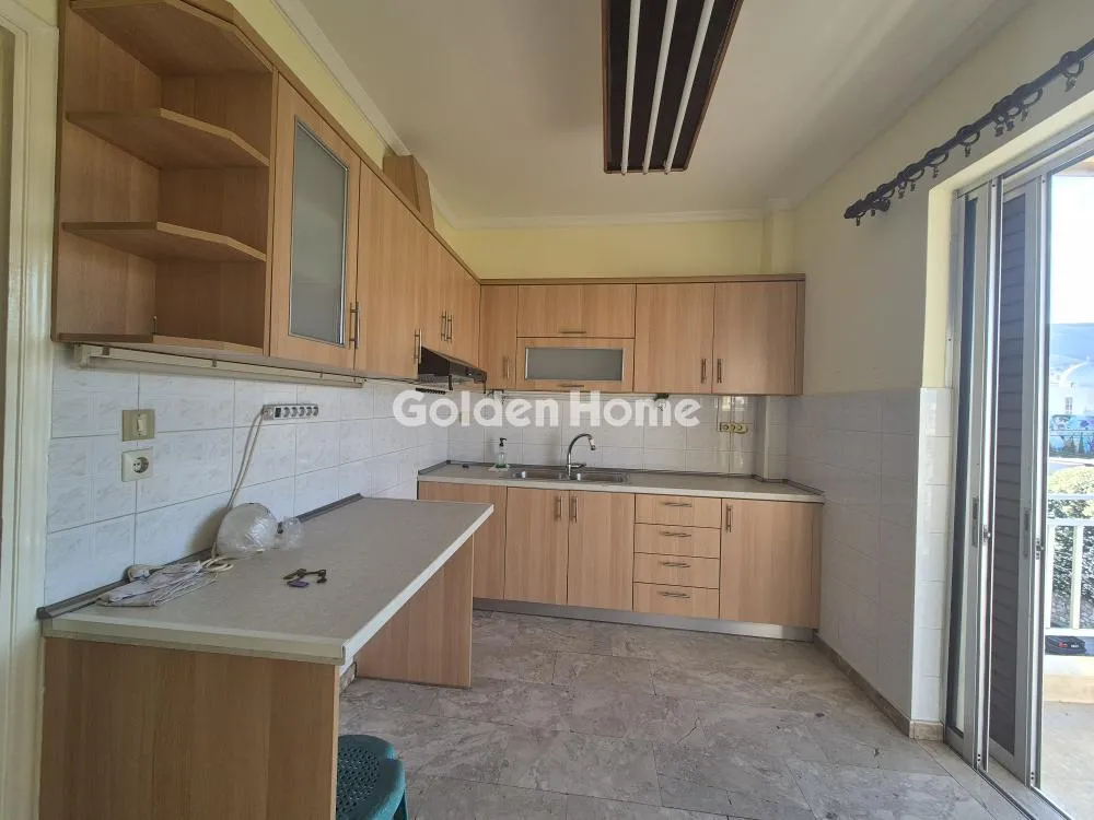 Cucina - Bright Apartment with Panoramic View in Koridallos