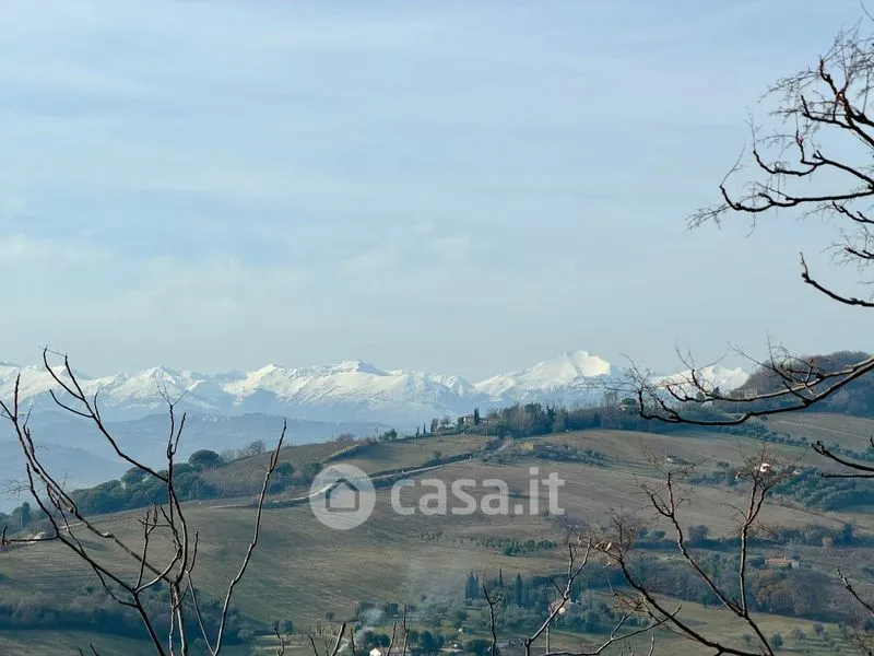 Cielo-Terra House with Panoramic Terrace in Massignano
