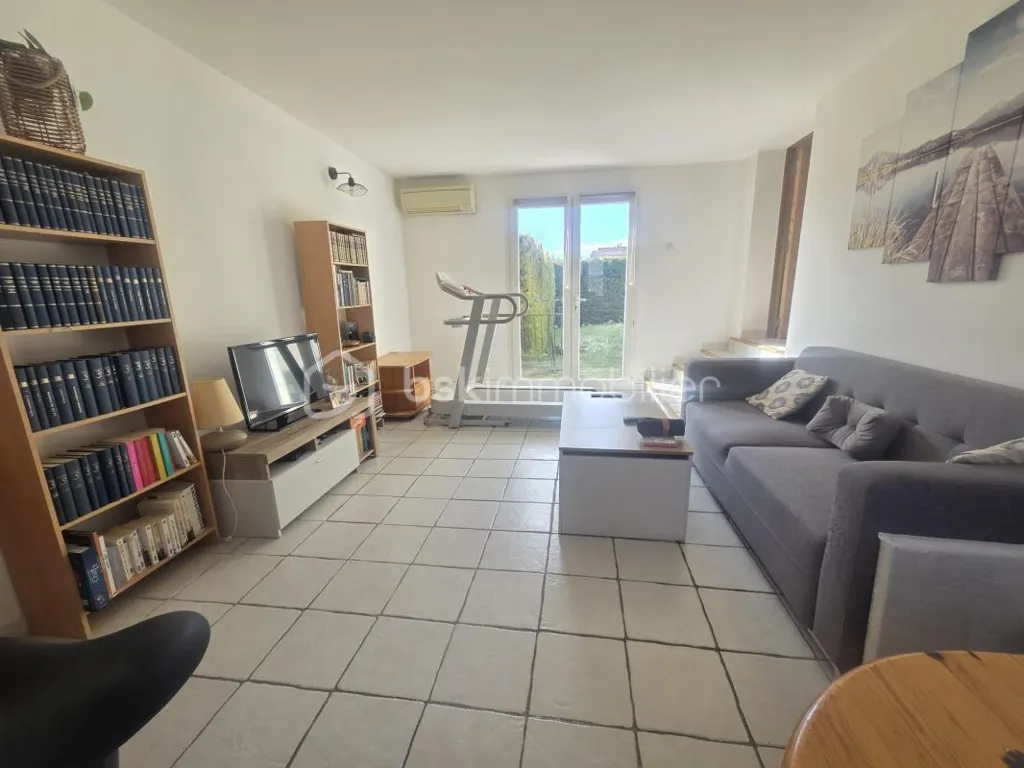 Elutuba - Ground Floor House with Pool in Cereste