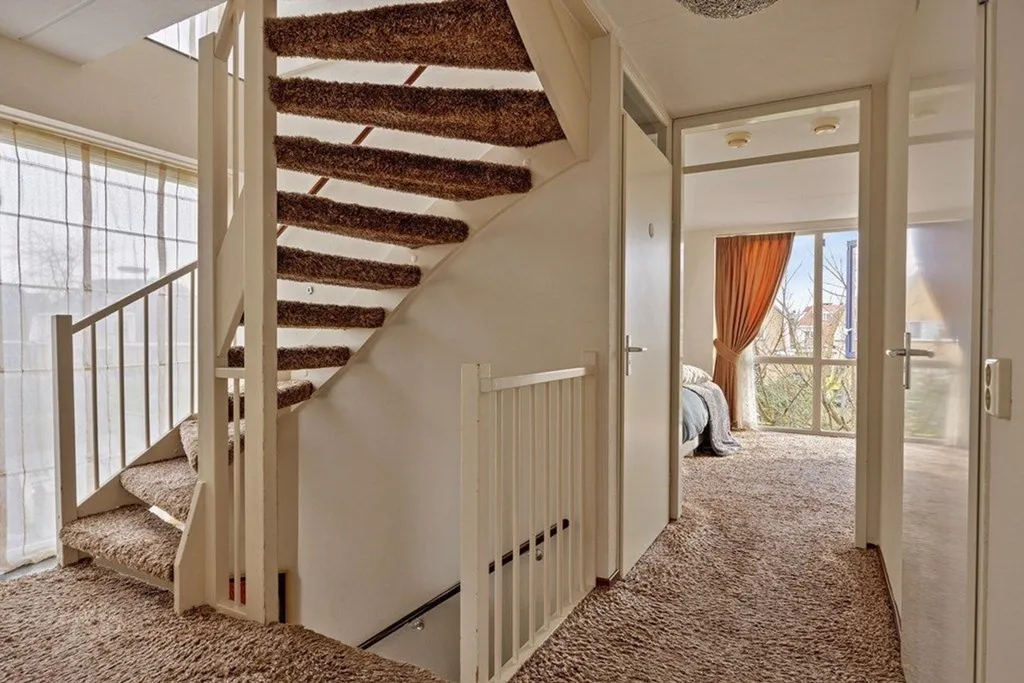 Pièces - 2-on-1 Apartment with Garden in Zoetermeer