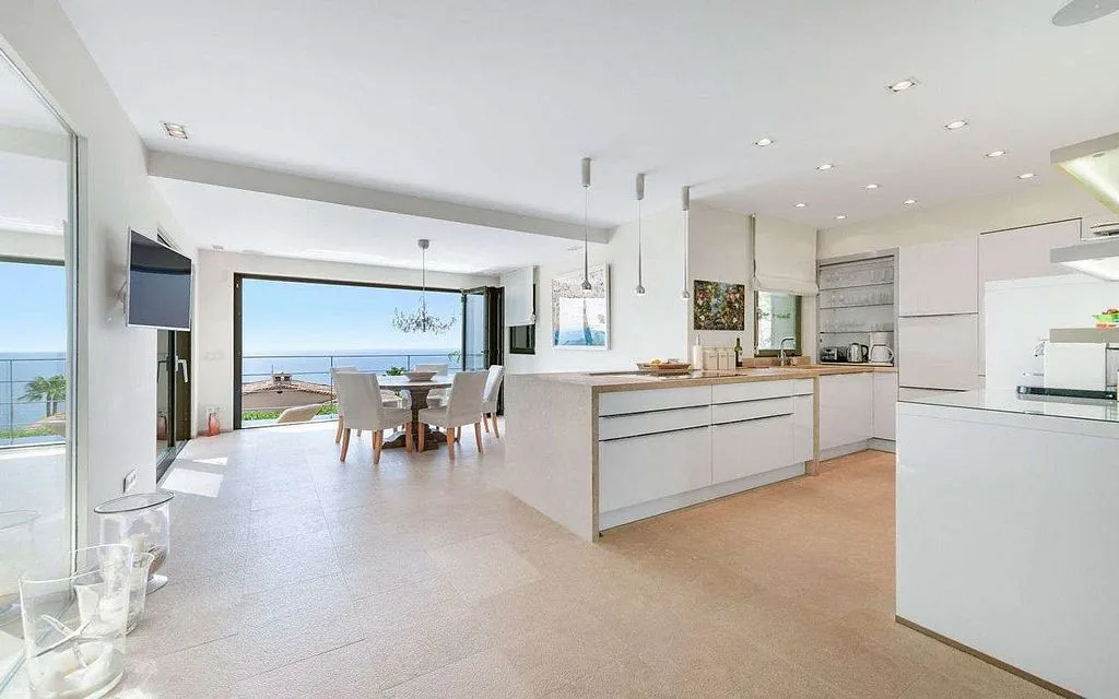 Köök - Chalet with Pool and Sea Views in Santa Ponça