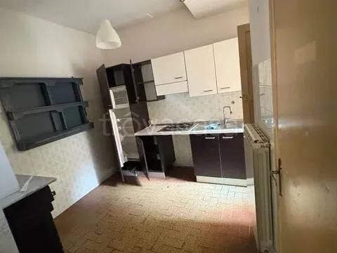 Cucina - Appartamento indipendente con balcone a Priverno
