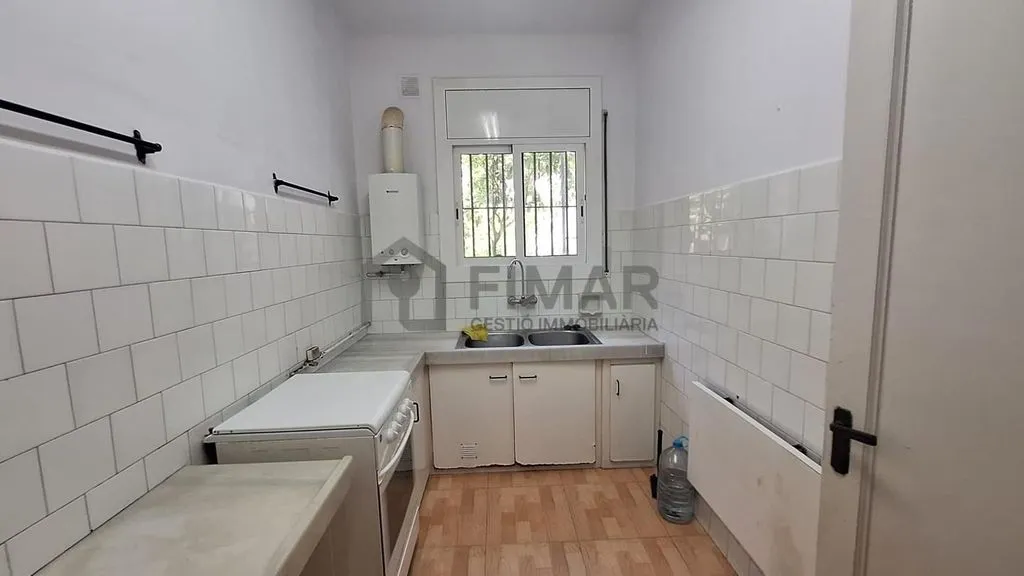 Cocina - Villa con vistas al mar en Premià de Mar
